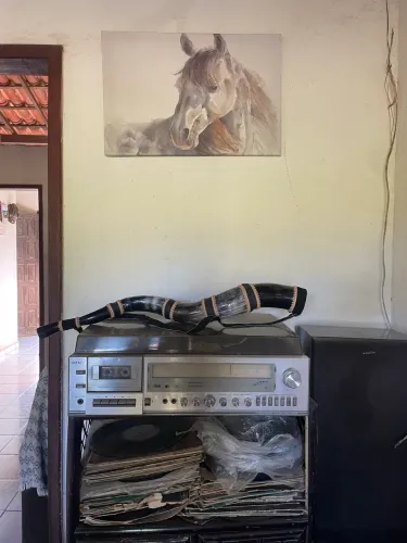 O aparelho sistema de som vintage Sony HMK-353BS