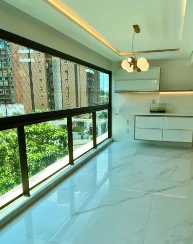 Apartamento de 143 m², 3 suítes, reformado, vista livre e 2 vagas soltas