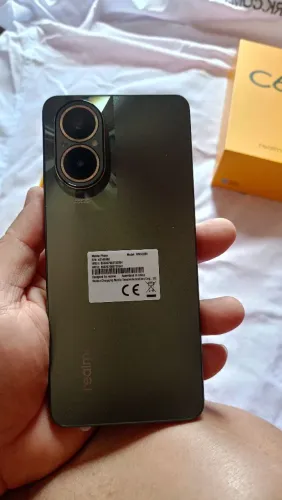 Celular novo na caixa 