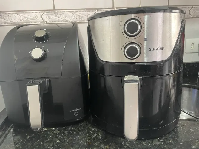 2 Air Fryer 