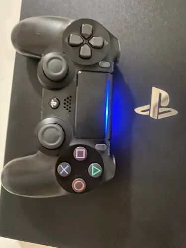 PS4 seminovo modelo 72 1 TB
