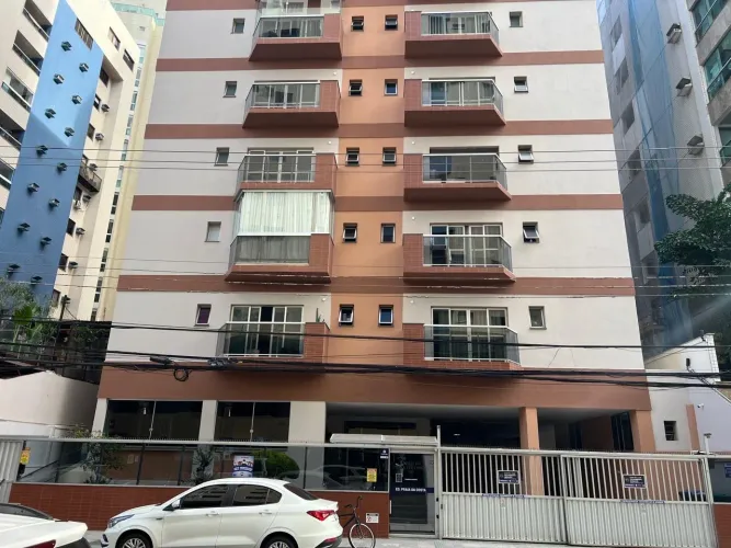 Apartamento na quadra da praia