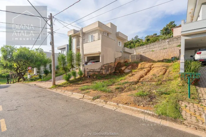 Terreno à Venda no Condomínio Reserva da Mata em Vinhedo/SP