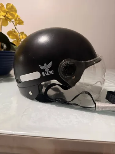 CAPACETE EVEE