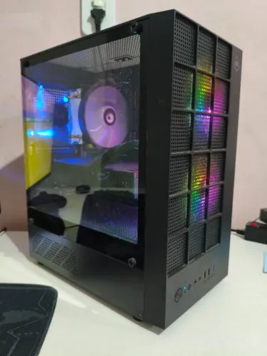 PC Gamer Completo Ryzen 5, RX 580 8GB, 16GB Ram, Monitor 24' 100hz