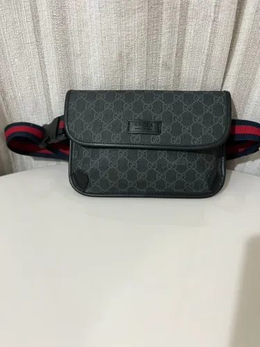 Pochete Gucci GG supreme belt bag 
