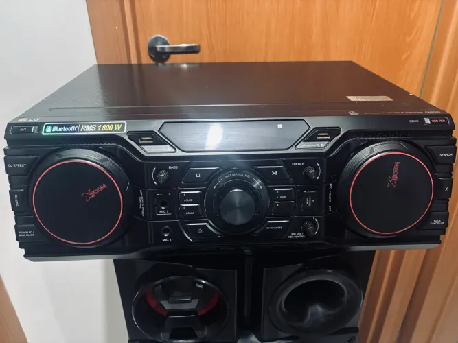 Som LG 1800w XBOM