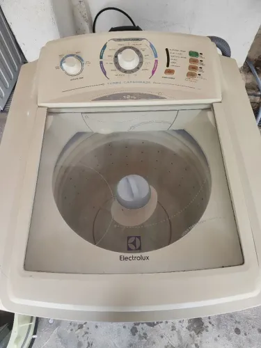 Máquina de Lavar Eletrolux 12 kg
