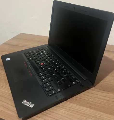 Lenovo ThinkPad E14 | i5-7200U | 8GB RAM | SSD 500GB | Leitor Digital