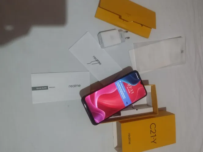 Realme C21y Leia