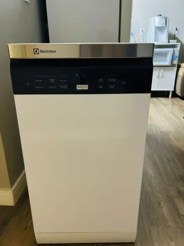 LAVA LOUÇAS - Electrolux 10 Serviços MODELO LL10B 