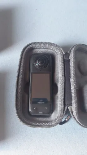 Insta 360 X5