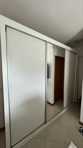 Guarda roupas casal 2,65 largura x 2,38 altura 