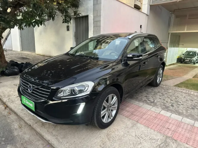 Volvo XC-60 XC 60 T-5 Dynamic 2.0 FWD Turbo Gasolina 4P AUT 2017