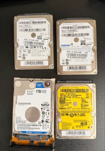 Case HD Sata 2,5? + 4 HD