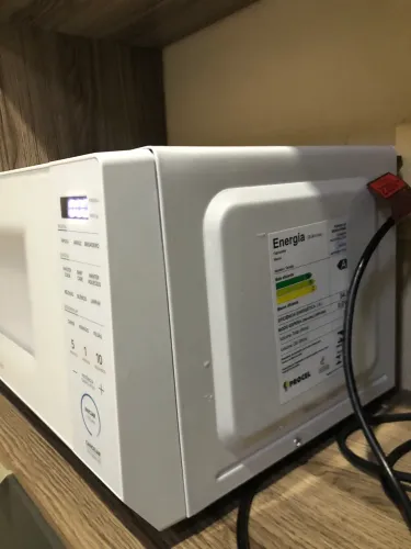 Microondas Midea 20L