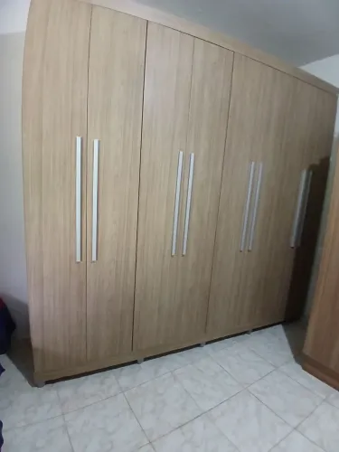 Guarda Roupa Casal com 4 portas