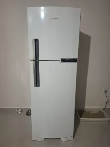 Geladeira Brastemt