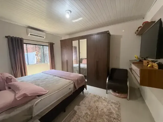 Casa no caratatiua a venda