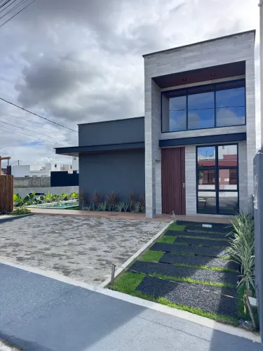 Vendo Belíssima casa de esquina no condomínio Porto Monte Marechal Deodoro.