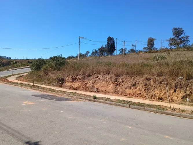 Excelente oportunidade para construir ou investir!