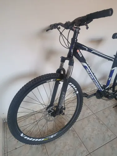Bicicleta de marcha aro 29