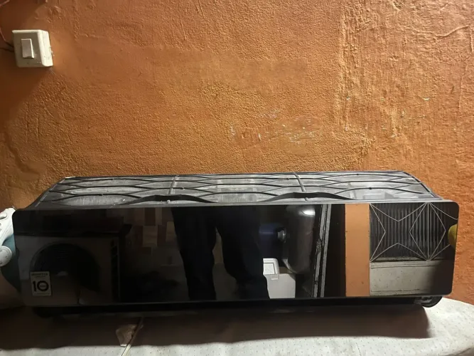 *URGENTE*Ar condicionado LG dual inverter 12.000 BTUs 220v quente/frio