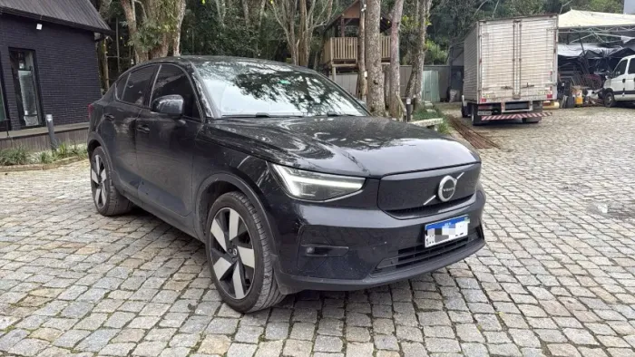 Volvo C40 Recharge Pure Eletric (elétrico) 2022