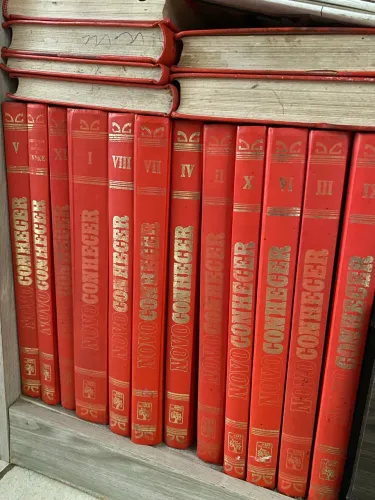 Coleção Enciclopédia Novo Conhecer Completa - Vários Volumes