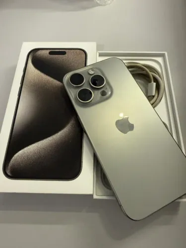 IPhone 15 Pro 256 GB - 88% Bateria - Excelente estado