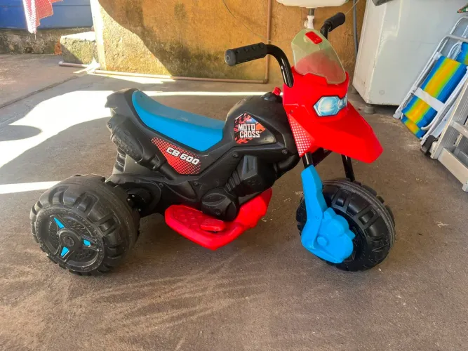 Moto elétrica Infantil CB600 Bandeirante