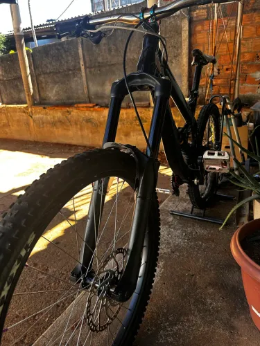 Suspensão bomber 66