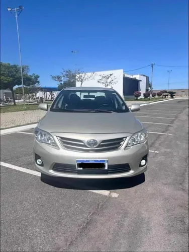 Toyota Corolla Altis 2.0 Flex 16V Aut. 2013