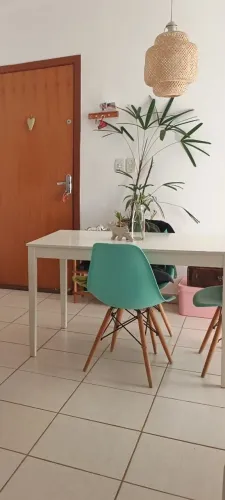MESA DE JANTAR BRANCA - DOAÇÃO