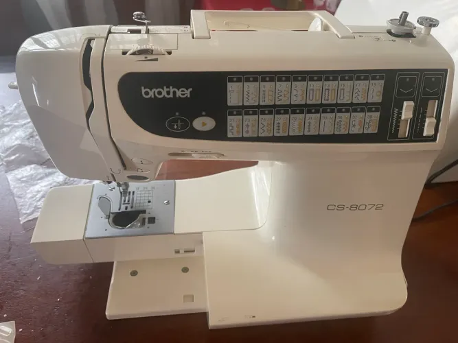 Máquina de costura Brother