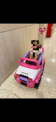 Carrinho de passeio Jeep menina
