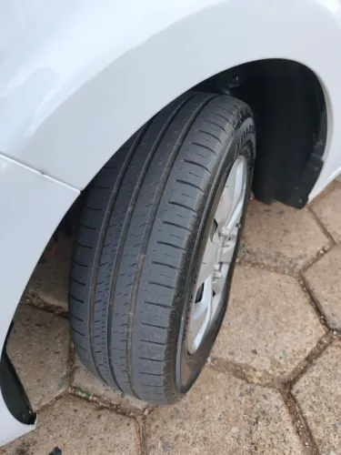 Chevrolet Onix JOY Hatch 1.0 8V Flex Mec. 4P 2019