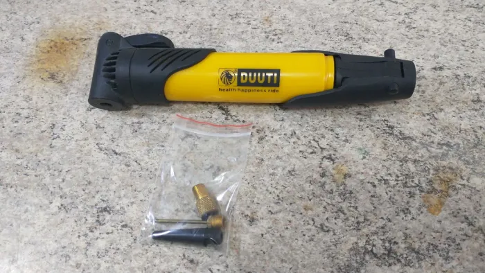 Bomba de ar manual para pneu de bicicleta, bola etc