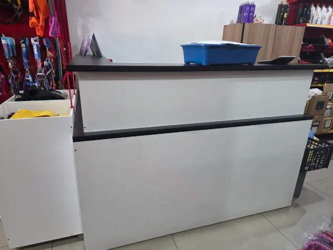 Balcão Caixa em L