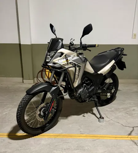 Sahara adv 300cc