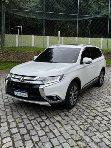 Mitsubishi Outlander Comfort 2.0 16V Aut. 2018
