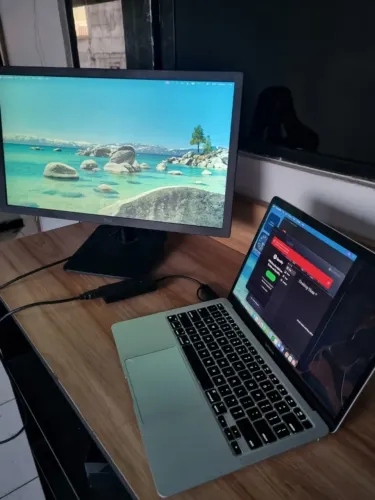 MacBook Semi Novo | Apenas Tela Danificada | Funciona Normalmente | Ótima Oportunidade