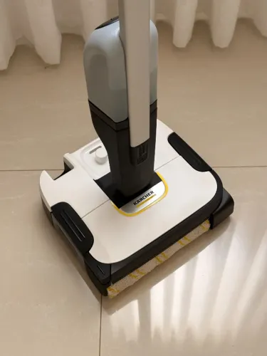 Limpadora de piso Karcher FC2
