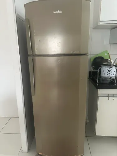 Vendo geladeira mabe 400 L