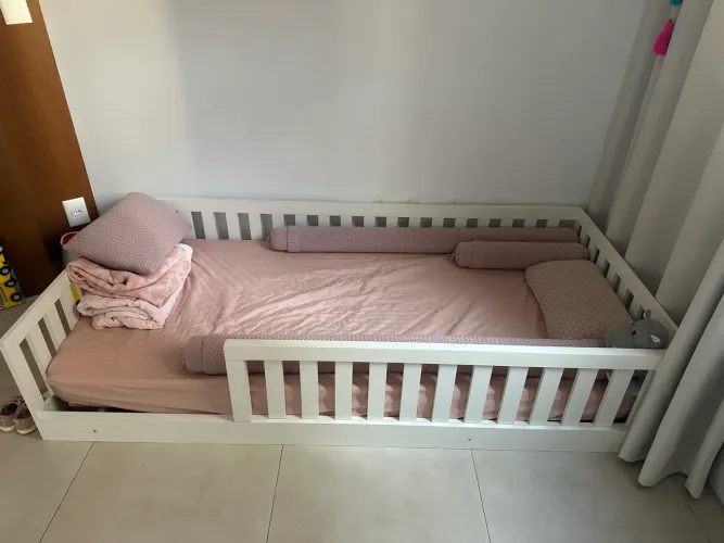 Cama montessoriana