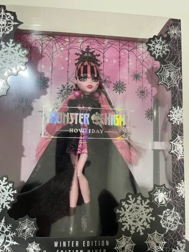 Draculaura Howliday monster high