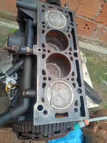 Peças de bloco do motor Renault Scenic K4M 1.6 16V
