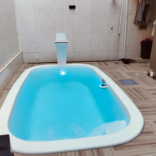 Vendo linda casa 5/4 livre com garagem e piscina cobertura boca do rio 420.000