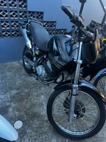 Honda nx4 Falcon 400 em bom estado 2006