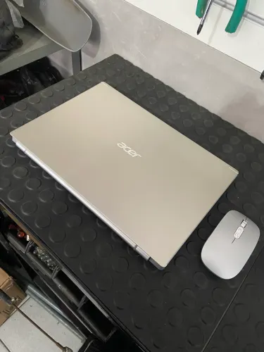 Notebook acer aspire 5 Intel core i5 8g ram